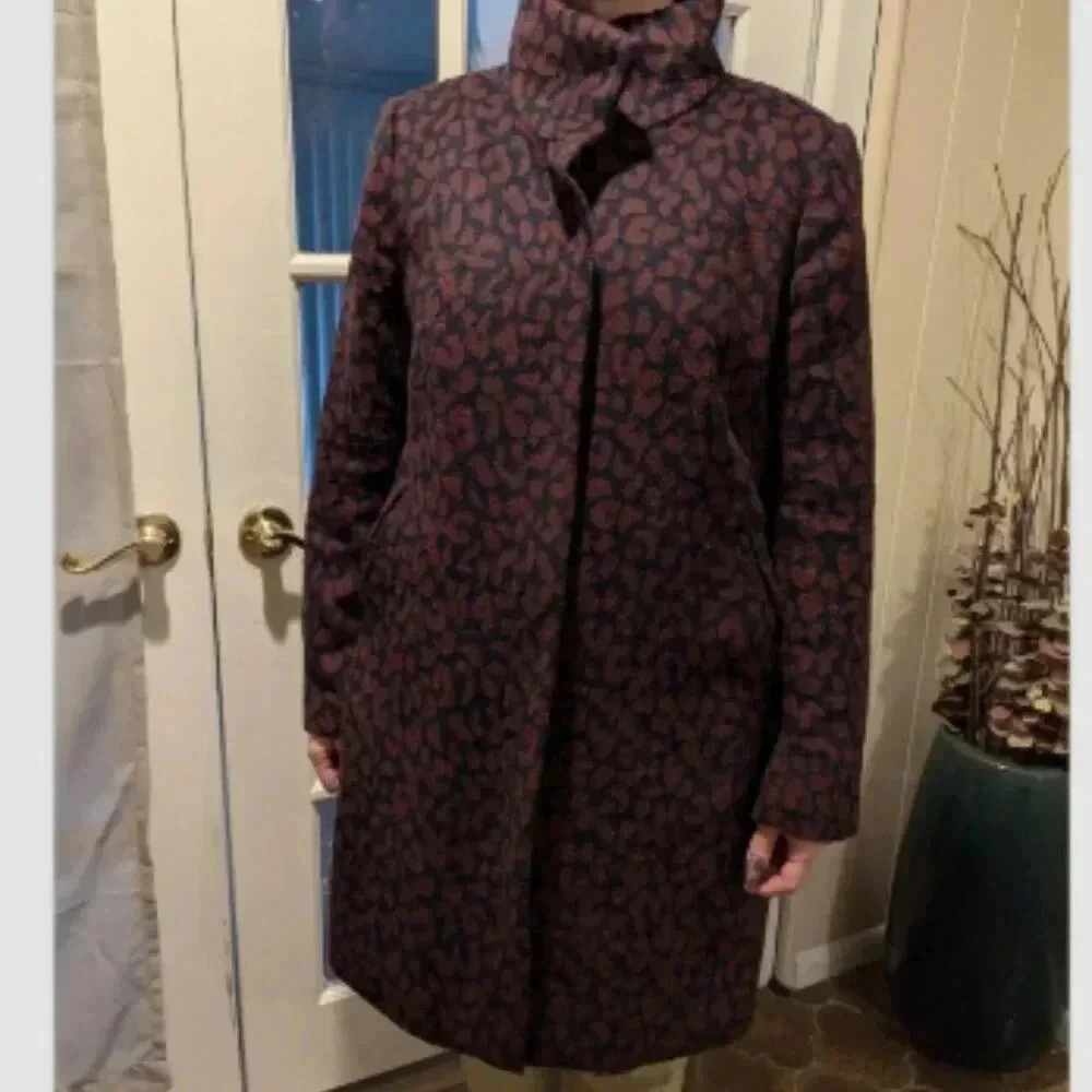 Loft Ann Taylor Womens Large Pea Coat Zip Jacket Knit Textured Mock Neck Leopard